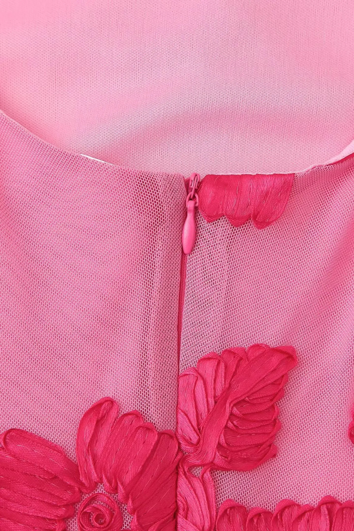 Isabelle™ | Floral embroidered maxi dress