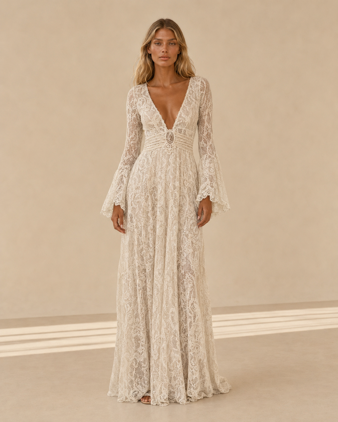 Phoebe™ | Lace long-sleeve maxi dress
