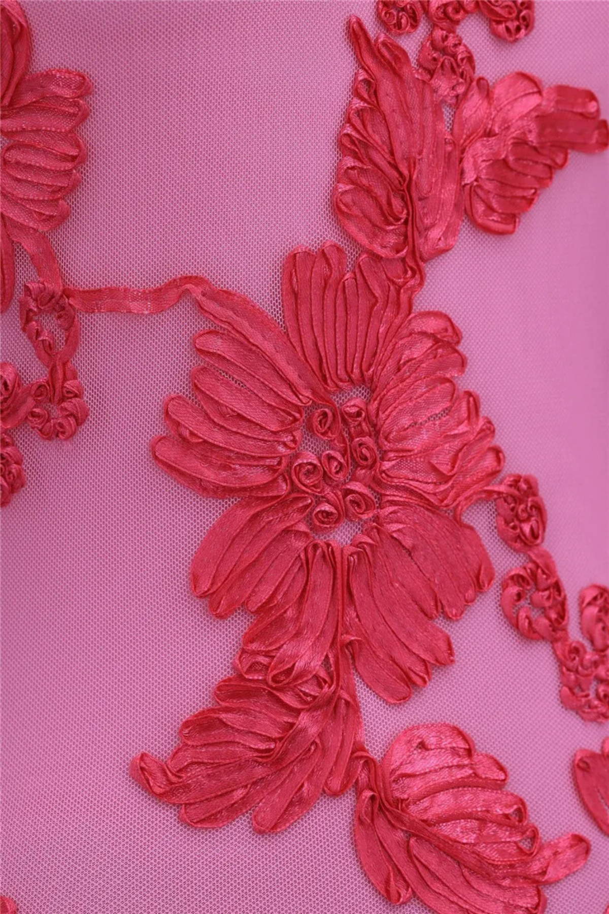 Isabelle™ | Floral embroidered maxi dress